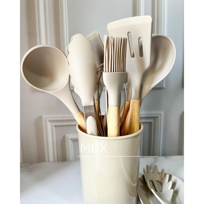 Kit C/12 Peças Utensílios De Cozinha Colheres Espatula Silicone Cabo Madeira Decoração Livre BPA
